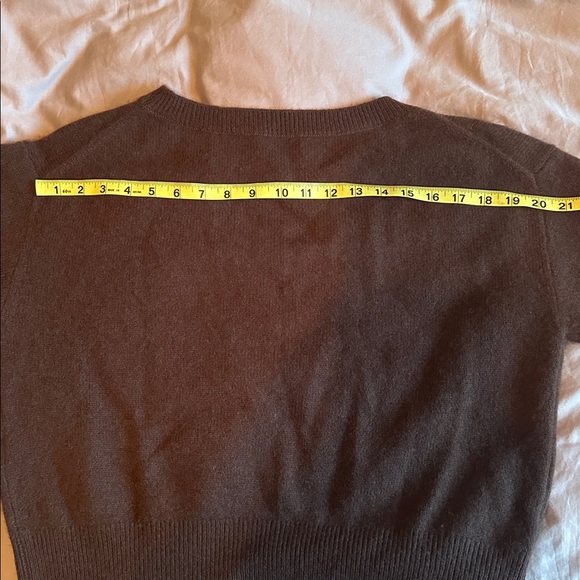 Aritzia Babaton Luxe Brown Cashmere Session Sweater. Size Small. - Picture 14 of 16